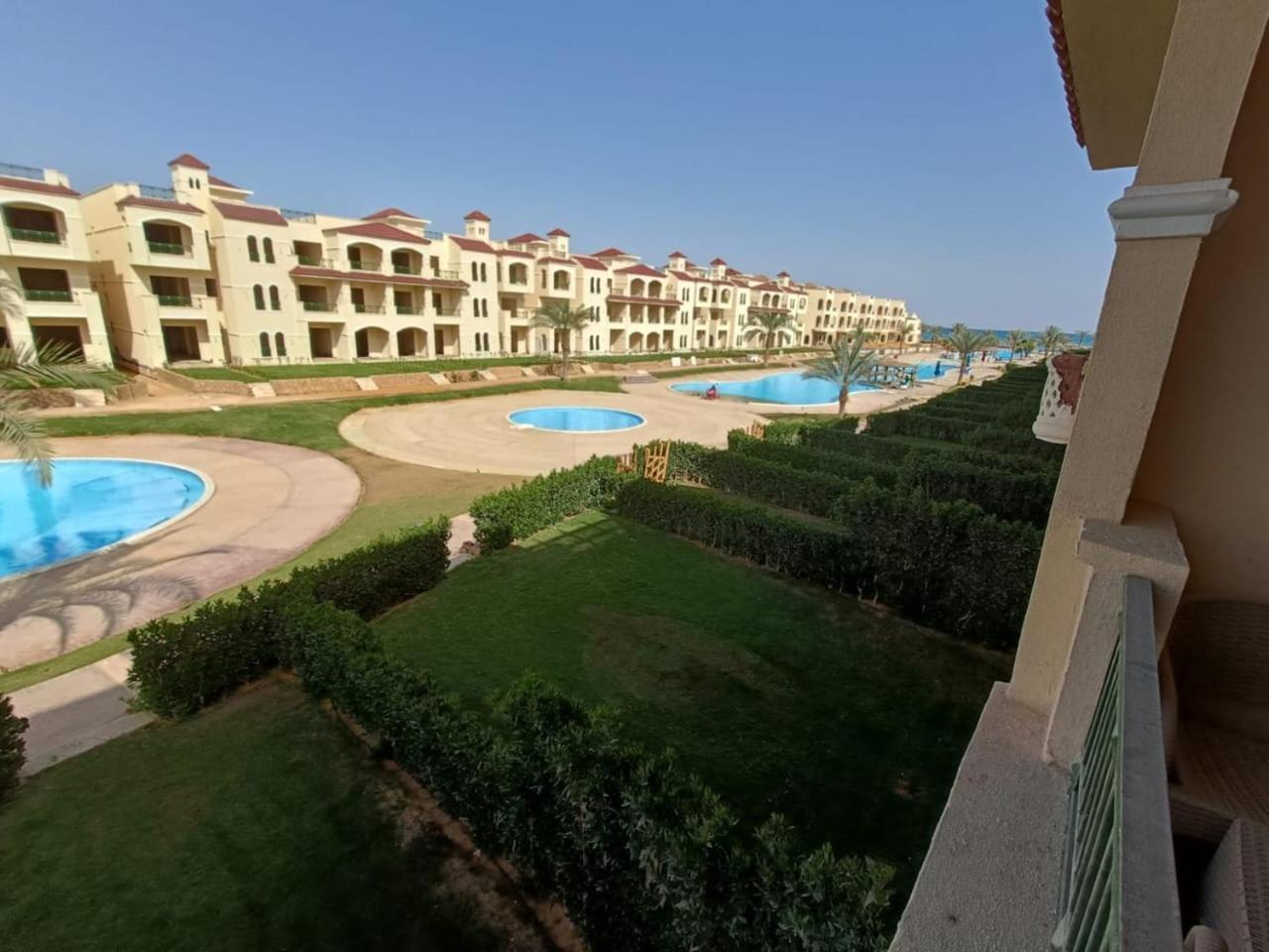 מלון עיין סוחנה Laserina Palm Beach For Families Only Ground Floor With Big Garden Please Note That There Is Entrance Extra Fees 250 Le Per Adult מראה חיצוני תמונה